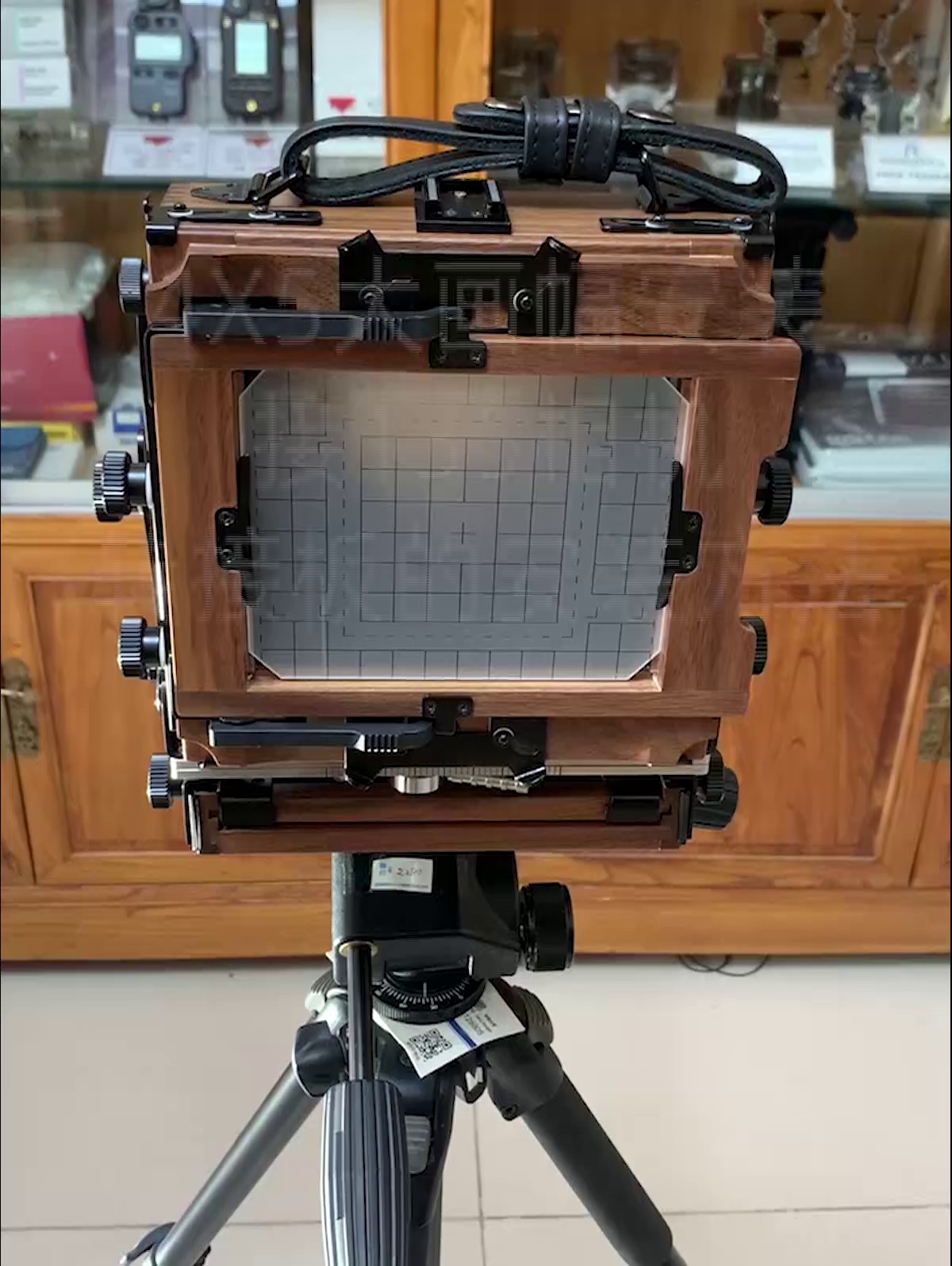 你的老单反还得以以拍出大画幅质感。申豪此板子真敢想。