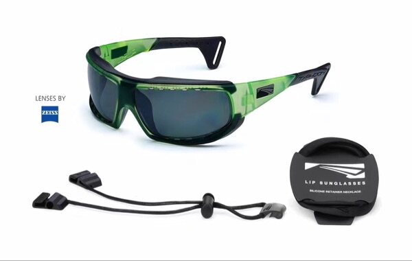 Special glasses for sports on the water of kite surfing glasses
