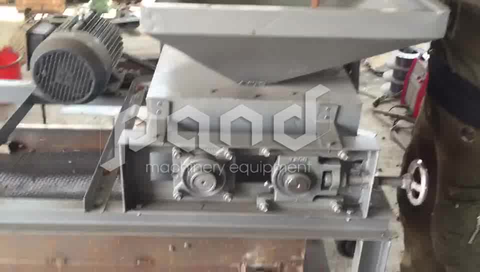 Commercial Pecan Nut Cracking Shelling Hulling Sheller Huller Black