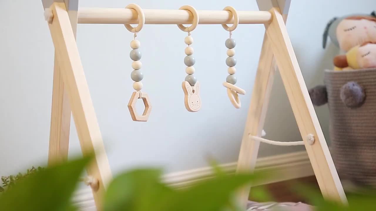 Xiha Foldable Wooden Baby Play Gym Frame Activity Gym With 3 Baby