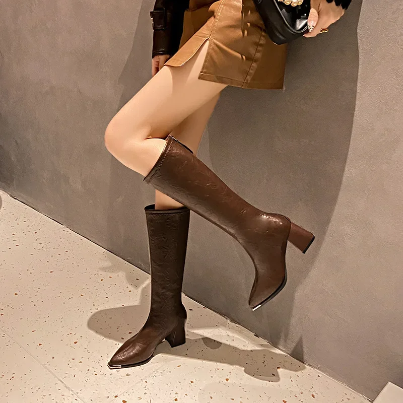 But knee high heel boots women's autumn and winter 2024 new pointed thick heel high boots back zipper slim boots
