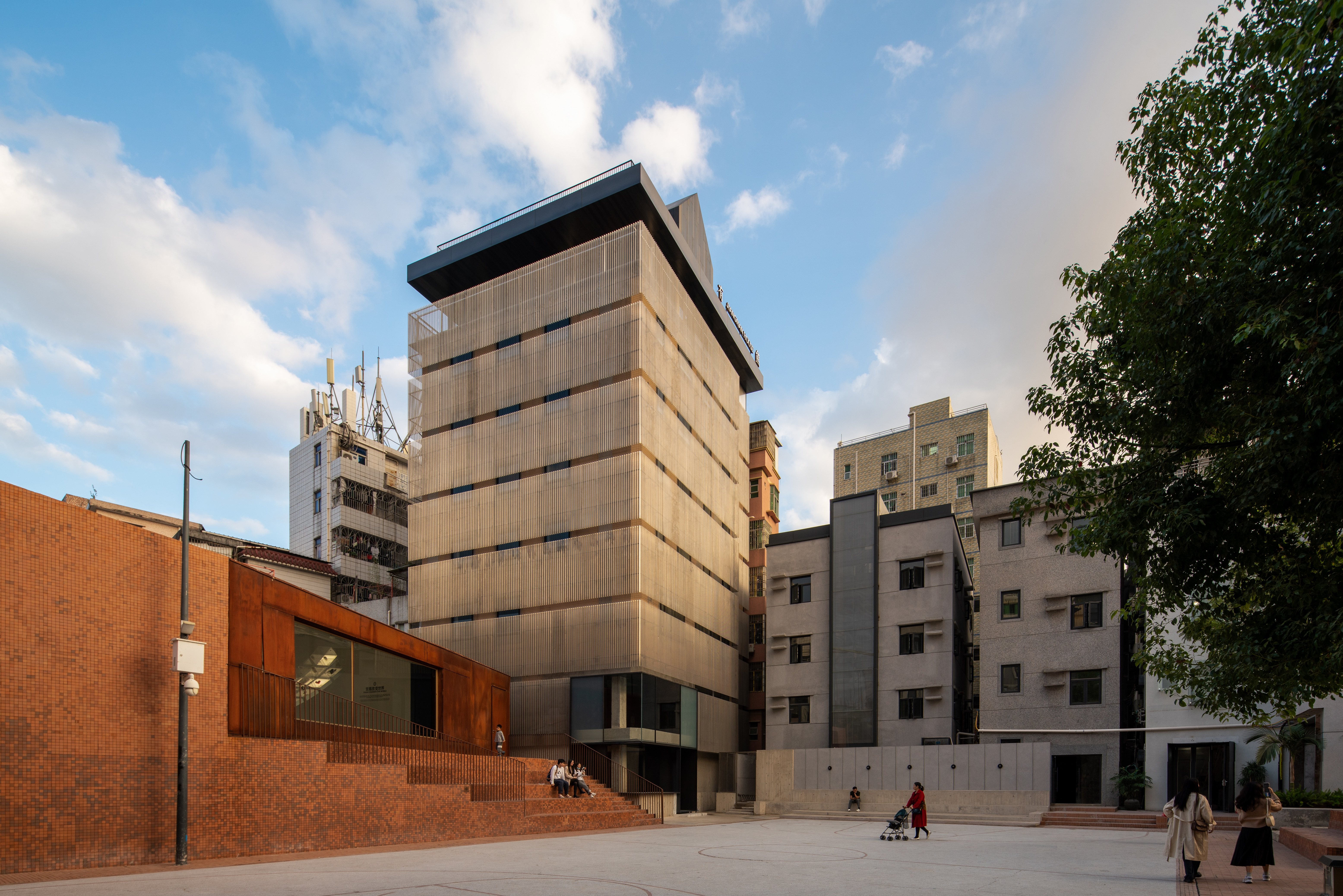 深圳南头有熊酒店