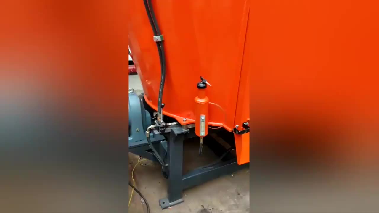 Vertical Dairy Silage Hay Feeder Mixer Wagons For Sale Diesel Engine