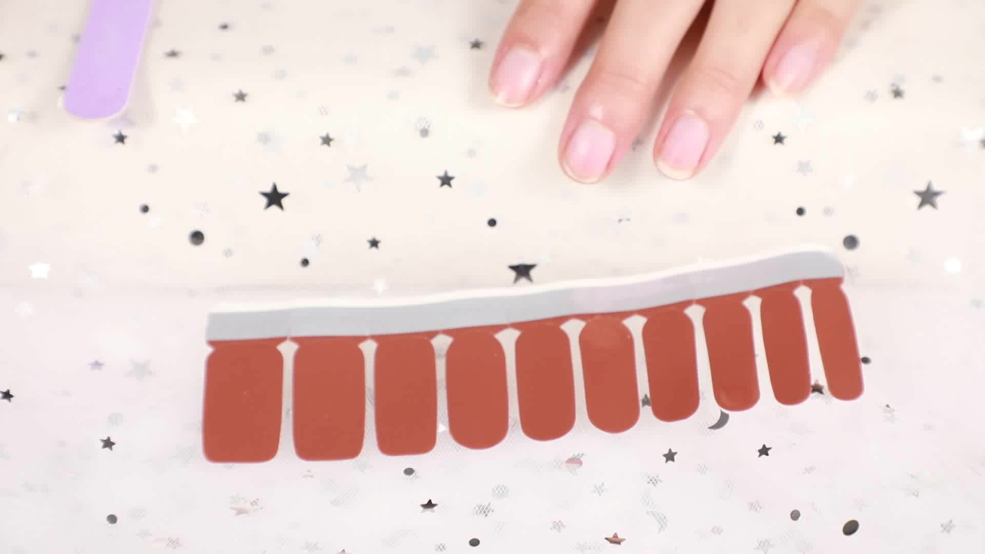 Как можно наклеить ногти. Типсы для наращивания ногтей. Искусственные ногти. Накладные ногти маленькие. Клеевые стикеры для накладных ногтей.