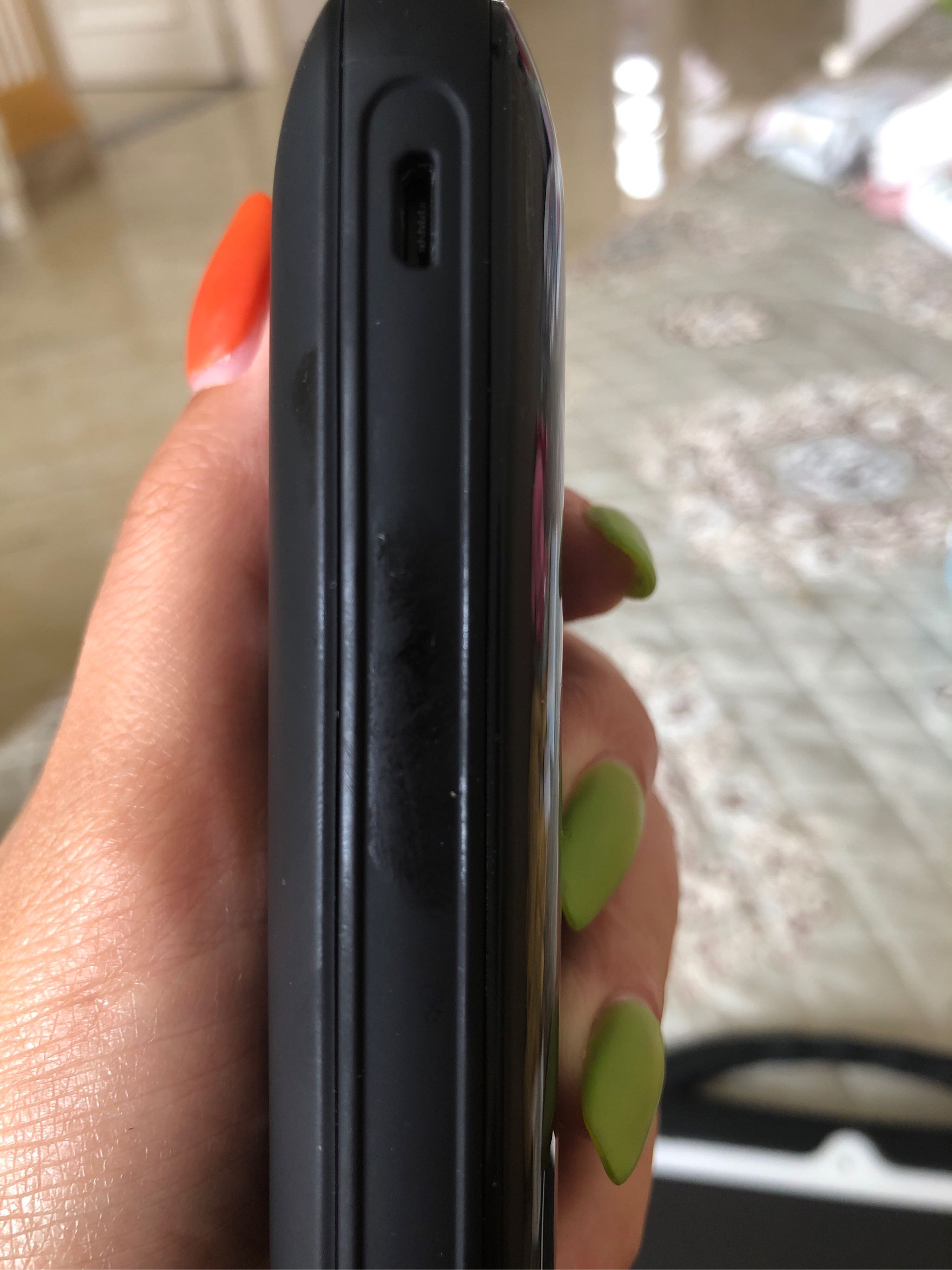 迷你便携充电宝10000毫安怎么样好用吗是什么品牌，来自上班族的亲身体验_搜券