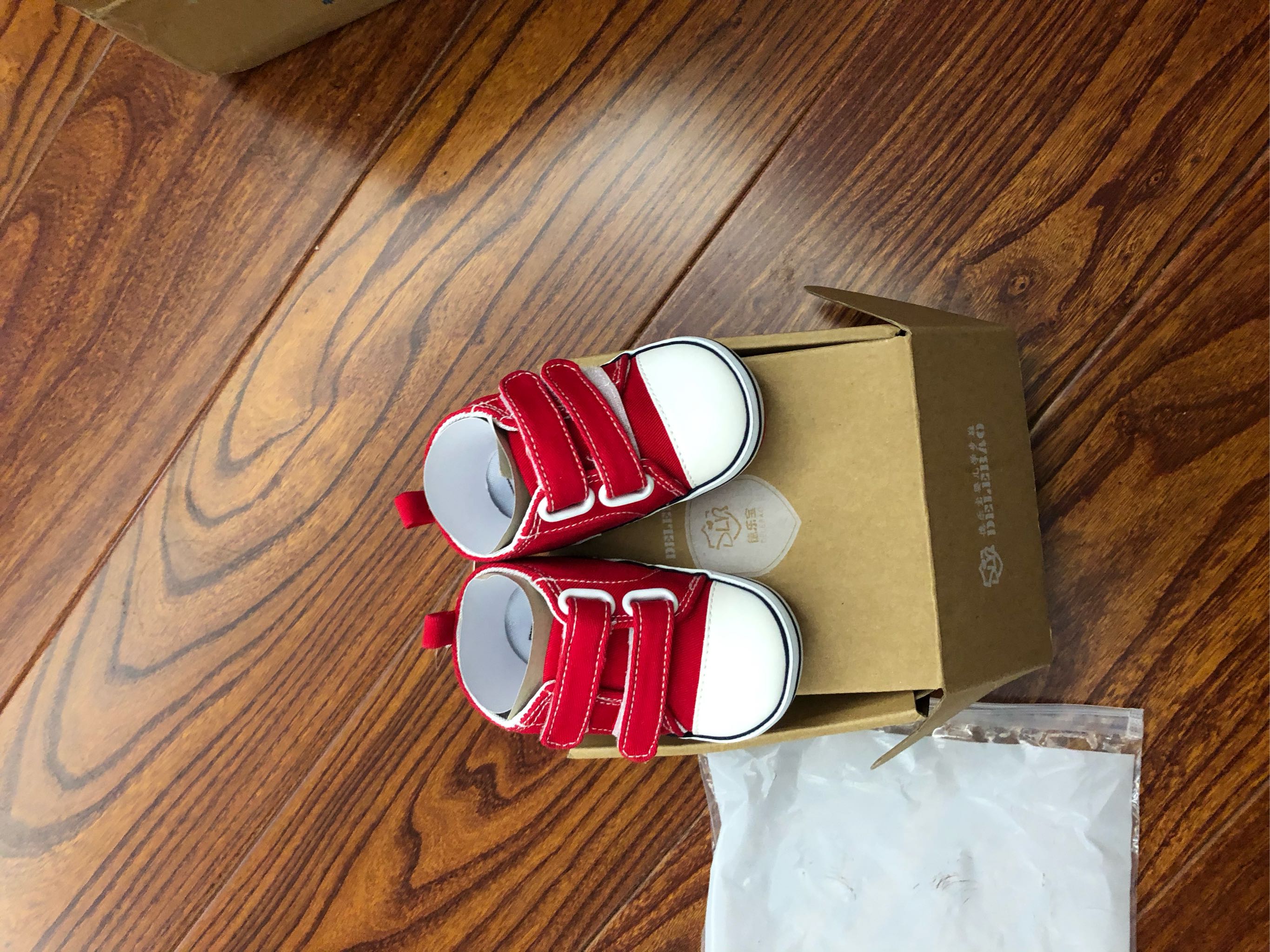 春秋婴儿学步鞋帆布鞋这次买赚了，使用一个月后上手体验