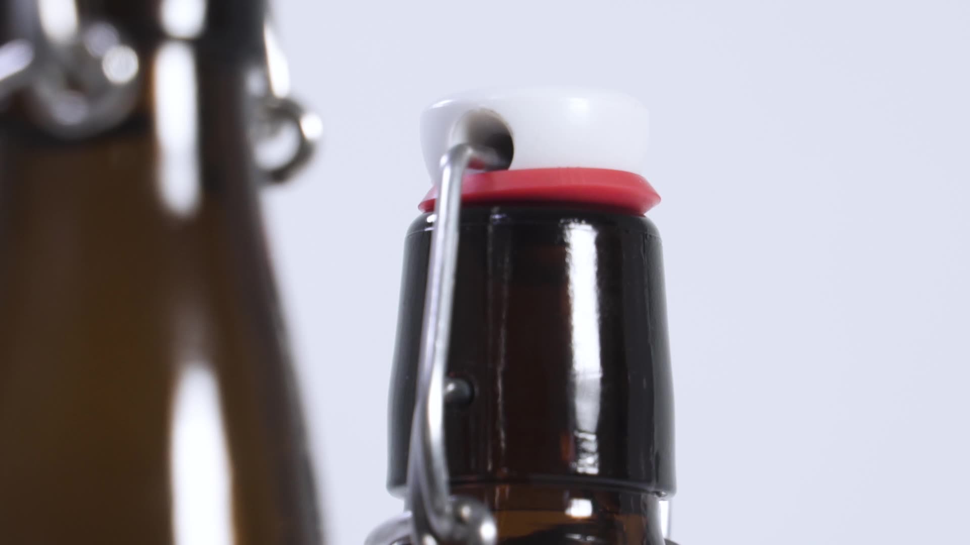 Wholesale Swing Top For Beer Bottle Air Tight German Standard Size