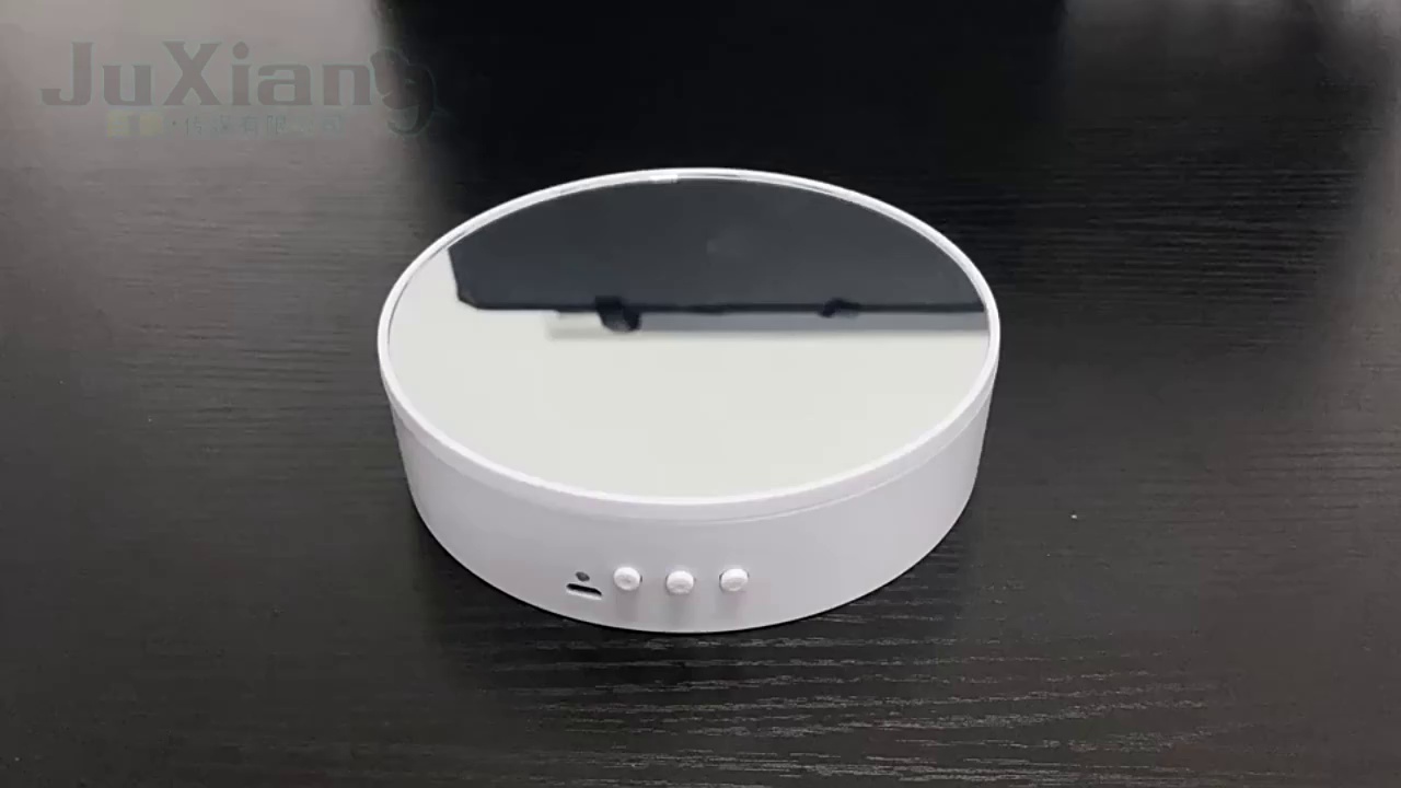 36块买个会转的镜子。这玩意儿居然让我的直播翻车变爆款。