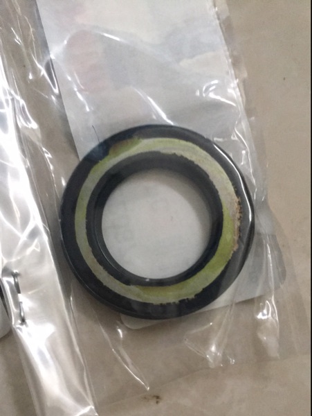 Yamaha 40 50 60 80 85 horsepower outboard motor speedboat propeller shaft oil seal Japanese original