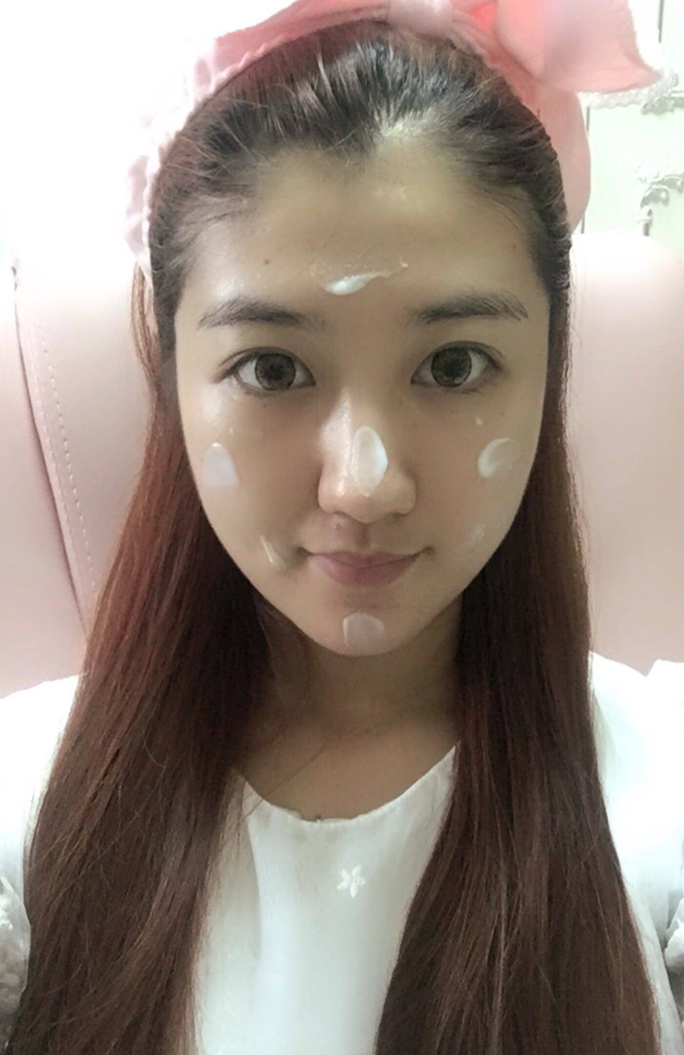 相宜本草金缕梅控油细肤乳液