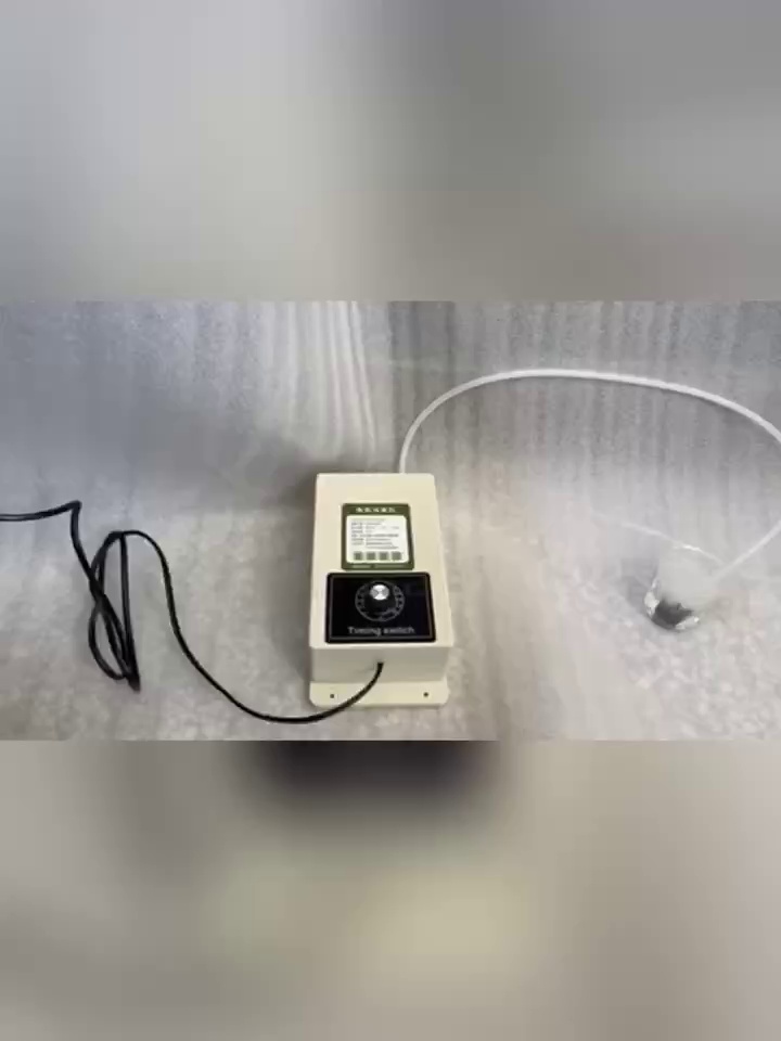 此台500mg臭氧消毒机，真能够以一机完毕鱼缸+果蔬+净水。