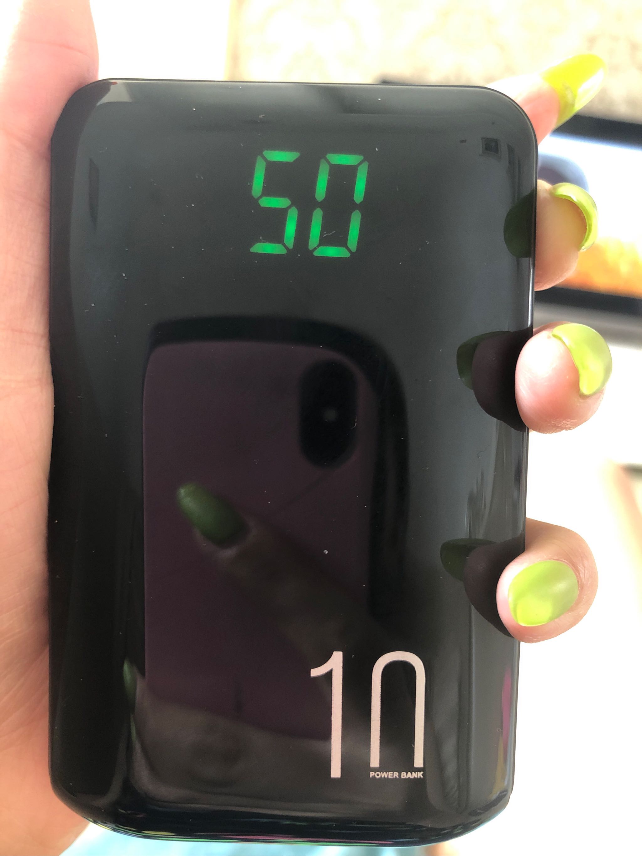 迷你便携充电宝10000毫安怎么样好用吗是什么品牌，来自上班族的亲身体验_搜券