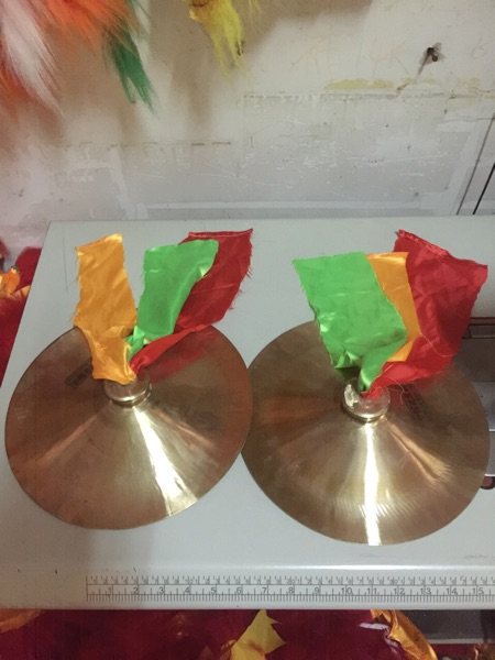 28 cm 30 cm large hi-hat Copper hi-hat Wuhan Guang cymbal sound copper fork Large cymbal waist drum hi-hat Gong drum hi-hat Lion dance fork
