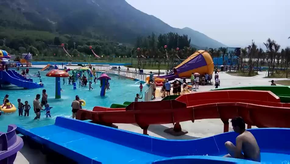 Amusement Park Equipment Swimming Pool Fiberglass Water Slides Park