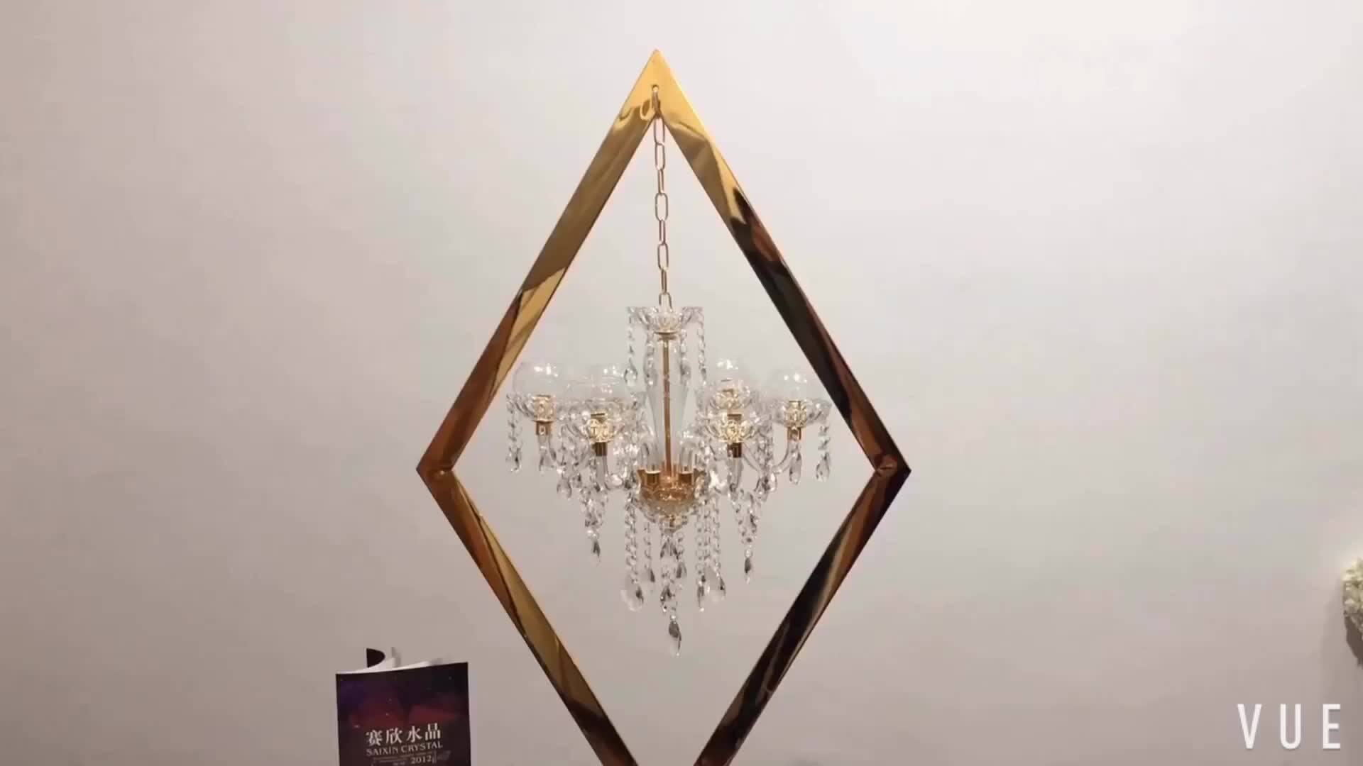 Luxury Gold Diamond Stand With Chandeliers Centerpieces For Wedding