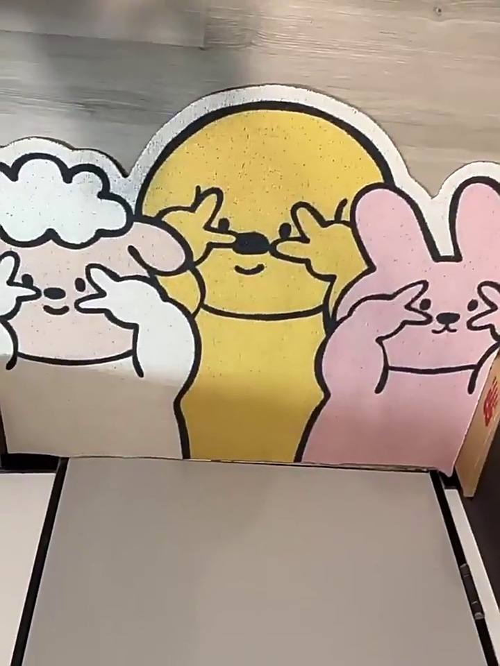 这地垫也太上头了吧？75块买不到吃亏，得以够是能够够以让我家玄关秒变萌宠主题馆！