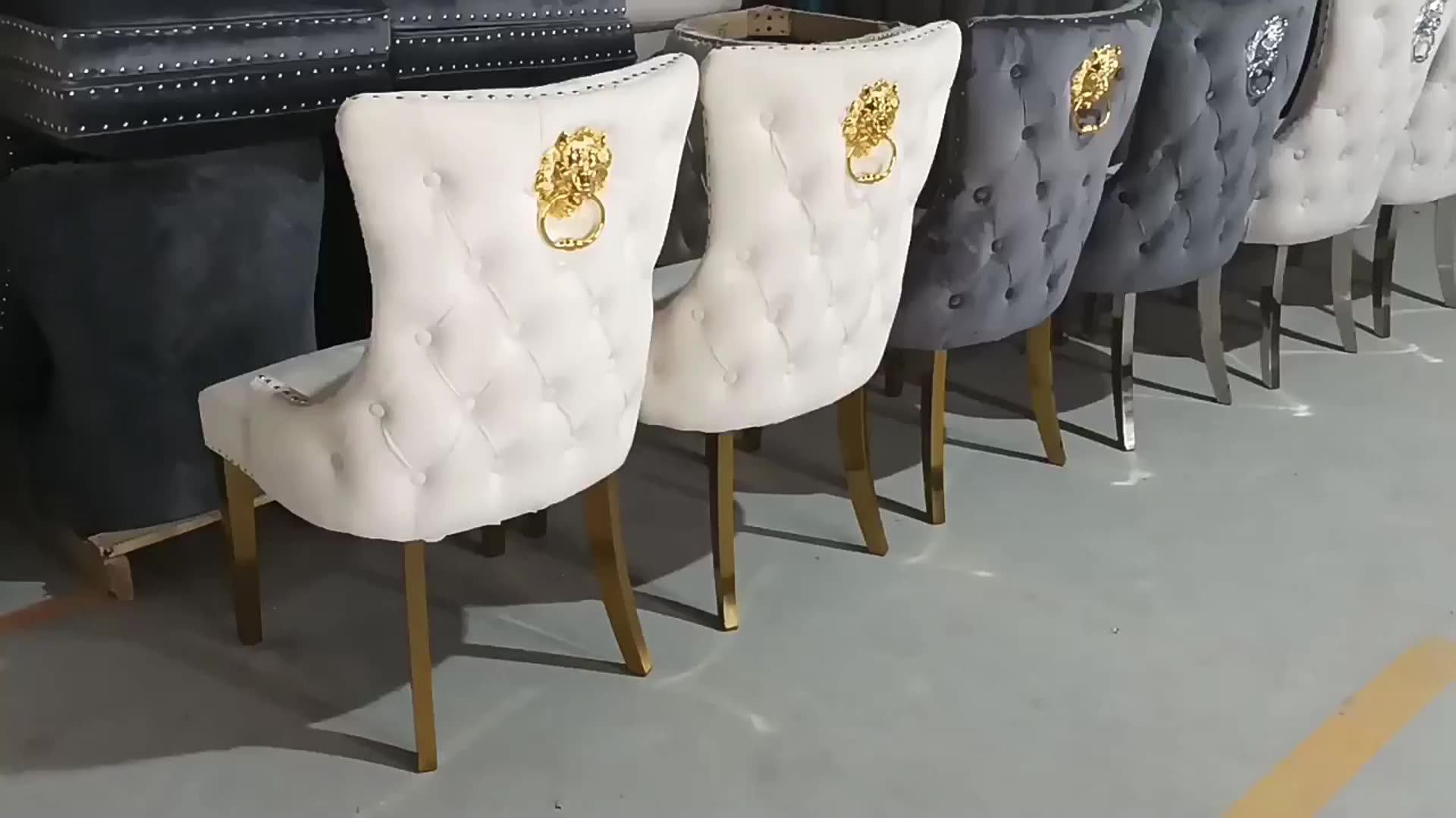 Customized Button Tufted Velvet Lion Knocker Back Modern Luxury Design Stainless Steel Legs