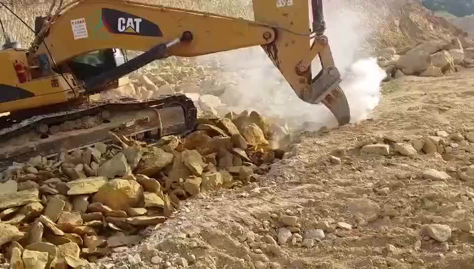 1.54 Tons Mini Excavator Attachments Hydraulic Ripper Bucket Buy