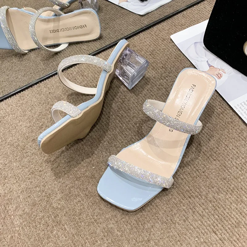 Summer beach slippers with a strap, 2023