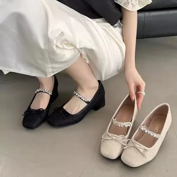 Retro elegant Mary Jane shoes with rhinestones square toe low-cut…