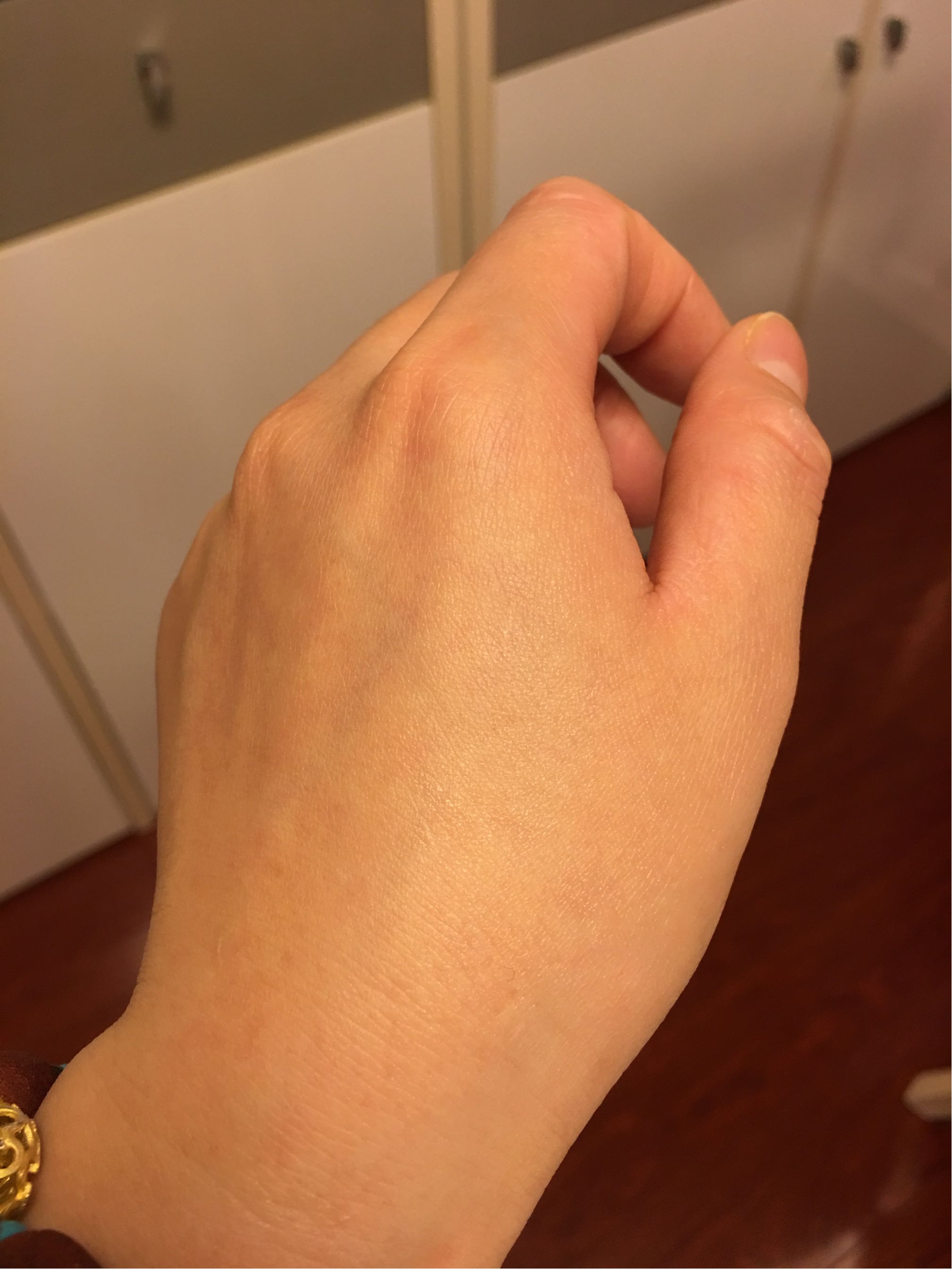 佰草集新玉润保湿菁华霜