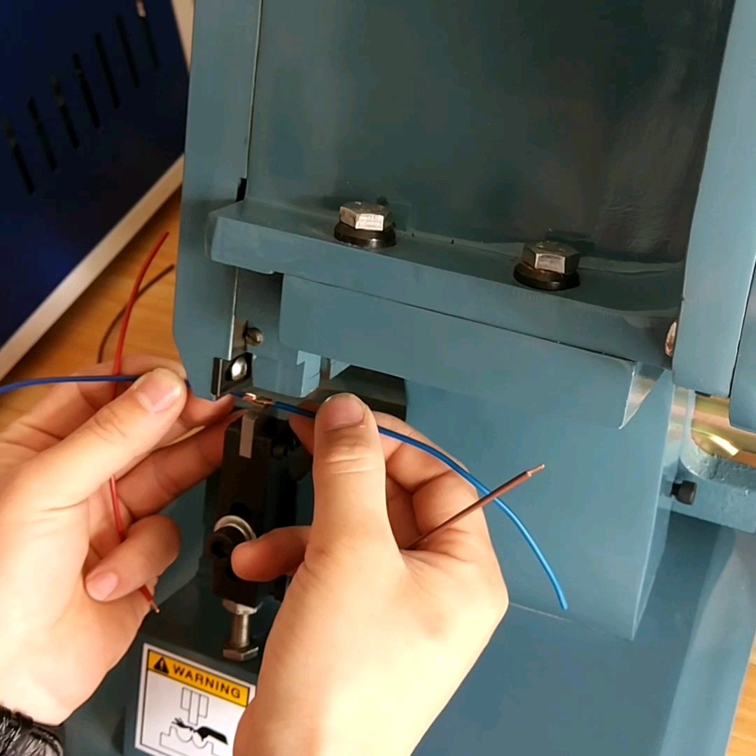Easy Operated Cable Splicing Machine Copper Belt Wire Crimping Machine
