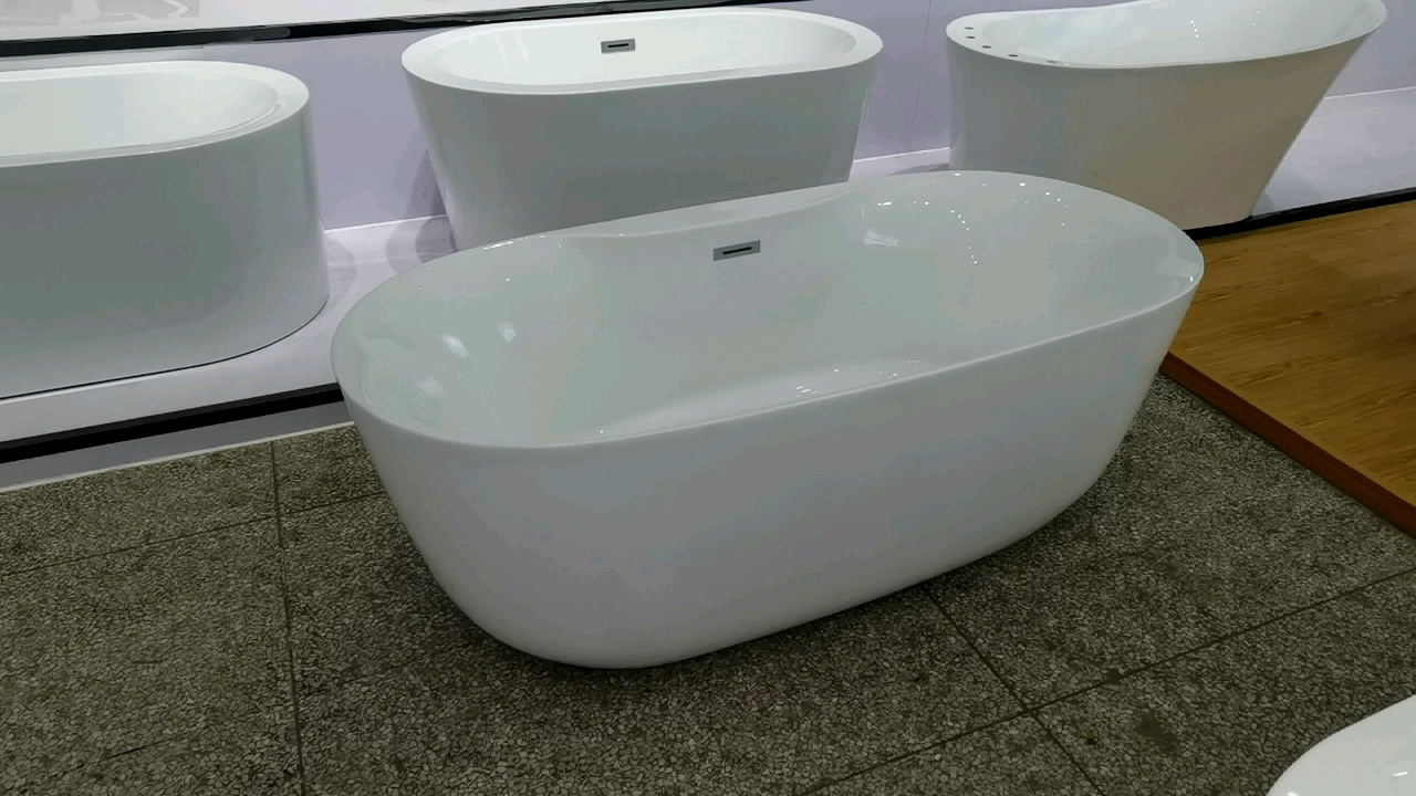 Gurgle Sanitary Ware Wall Hung Round Shape Integrated Ceramic Bathroom