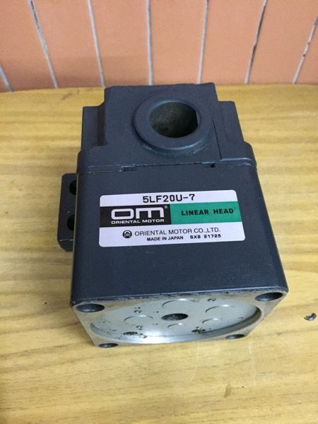 Japan Oriental Motor 5LF20U-7 linear motor reducer can be equipped with OM brake motor dismantling spot