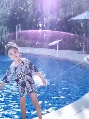 Next inss children's swimsuit female middle child baby two-piece three-piece hot spring swimsuit girl sunscreen swimsuit