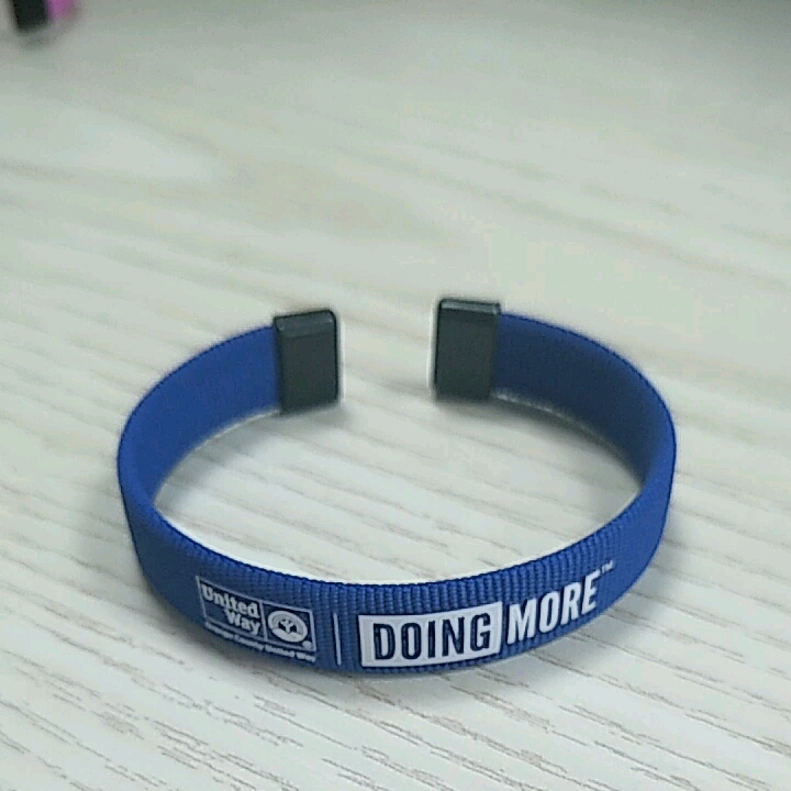 Wholesale High Secure Fabric Festival Wristband Events With Plastic