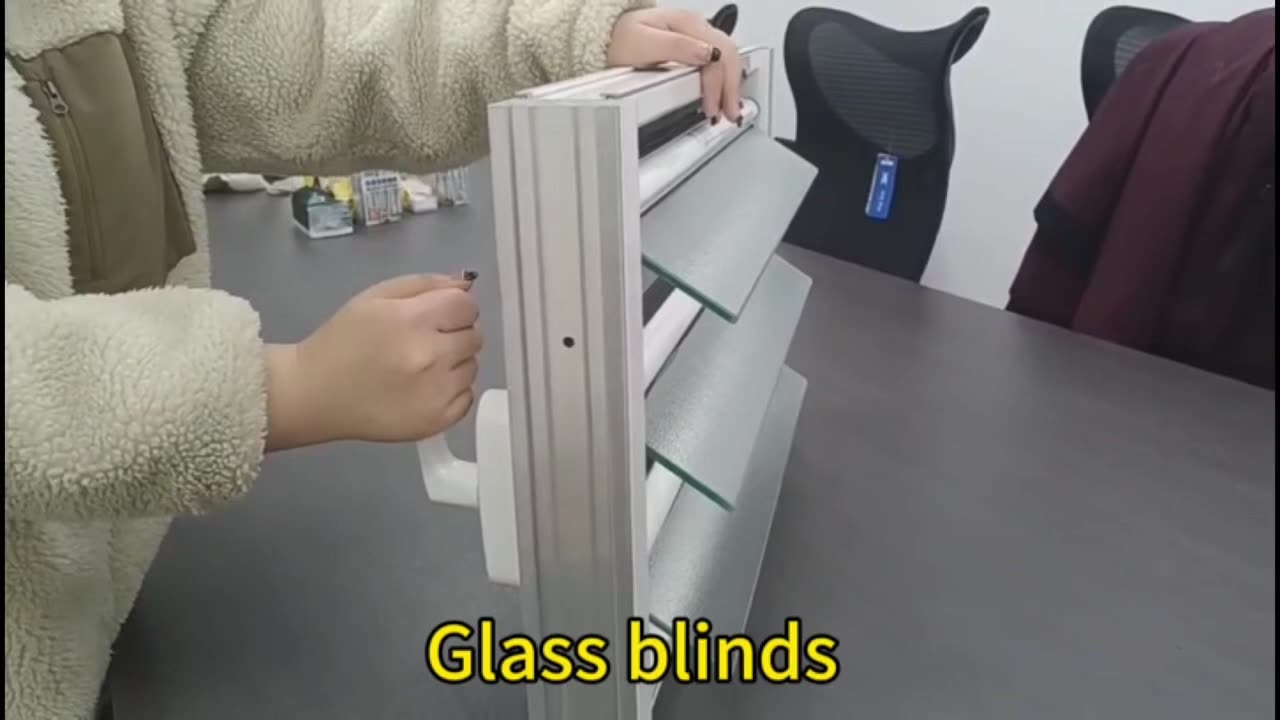 Louver Design Glass Shutter Windows With Fly Screen/aluminum Windows