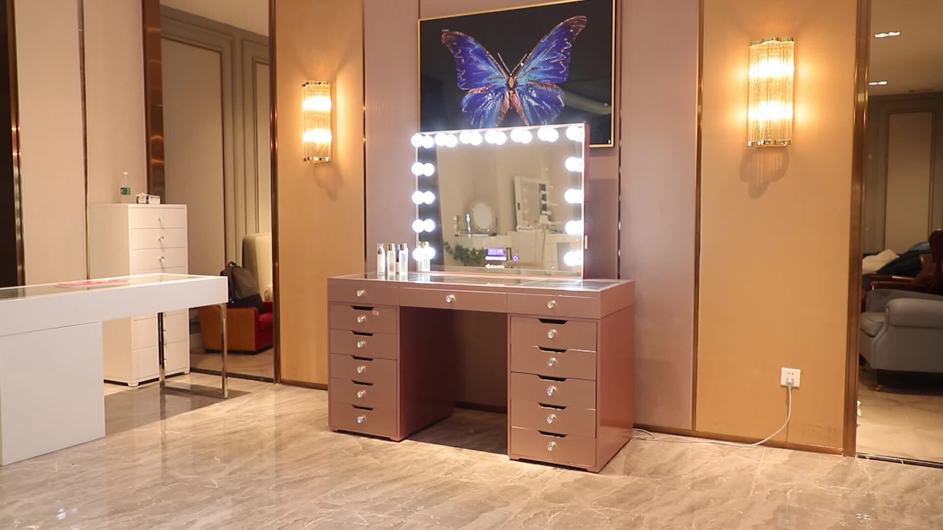 Rose Gold Modern Wood Dressing Table Vanity with Lighted Mirror and LED  Speaker California King Size Bedroom Furniture