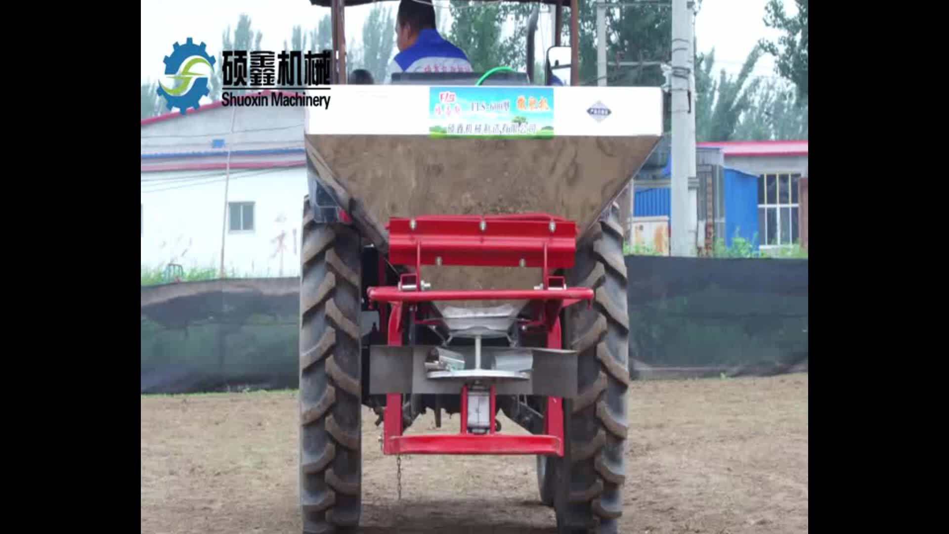 Pto Shaft Stainless Steel Fertilizer Spreader 400 To 1500 Kg Made In
