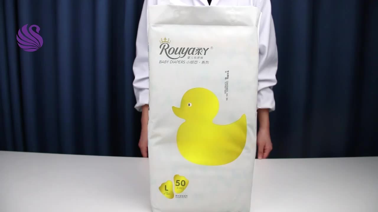 Échantillon Gratuit De Bébé Adulte Coucheculotte Sourire Bébé Couche Avec Le Service D