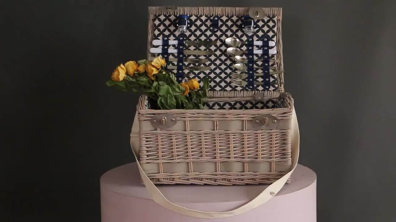 Wholesale Cheap Checked Insulated Fruit Food Bread Brown Willow Rattan