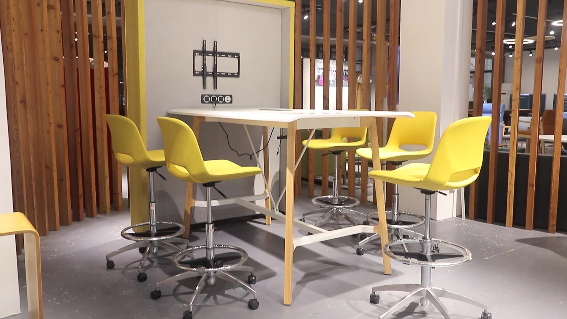 Modern Luxury Bar Chair Steel White Leather Bar Stool Chair Counter