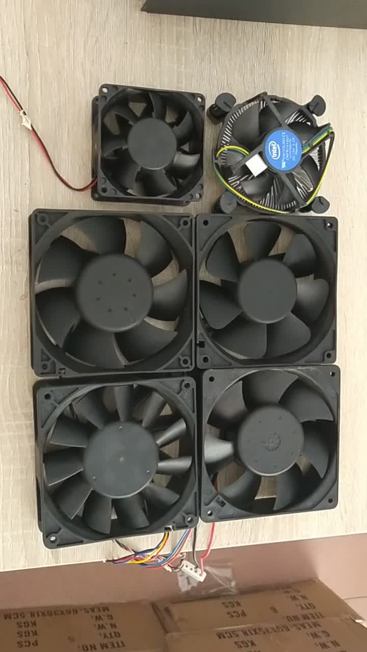 Fans 12038 Miner Machine Eth Zec Btc Mining Machine Antminer Strong