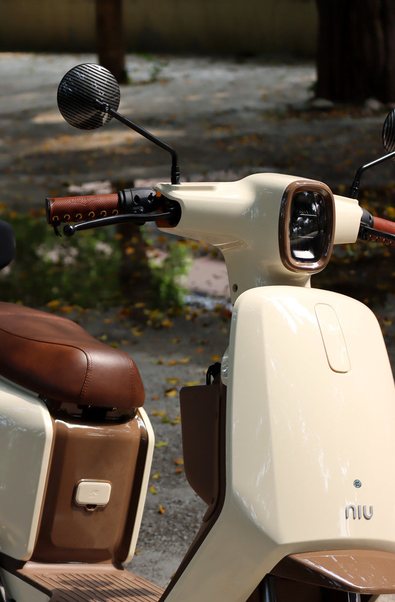 Suitable for Honda ns125la motorcycle modified rearview mirror calf yadiemma retro round reflector