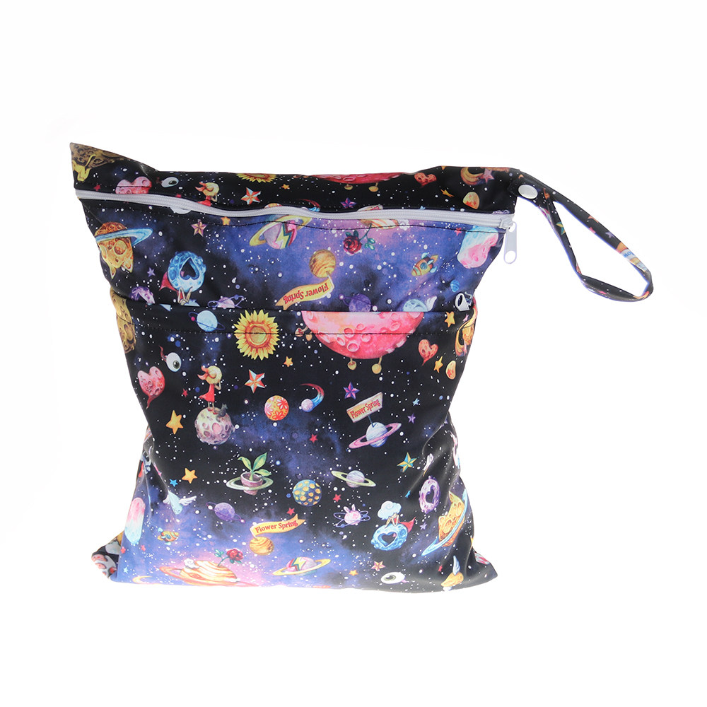 Multifunctional diaper bag printed waterproof double pull chain bag baby carrier hanging bag for changing washing urine pants cashier bag