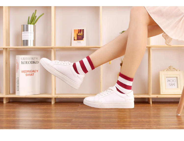 Vớ nữ ống vớ nữ sọc mùa thu và mùa đông vớ cotton Đại học gió Hàn Quốc vớ nữ dễ thương trong đống vớ dài - Vớ bông tất vớ nam nữ đẹp