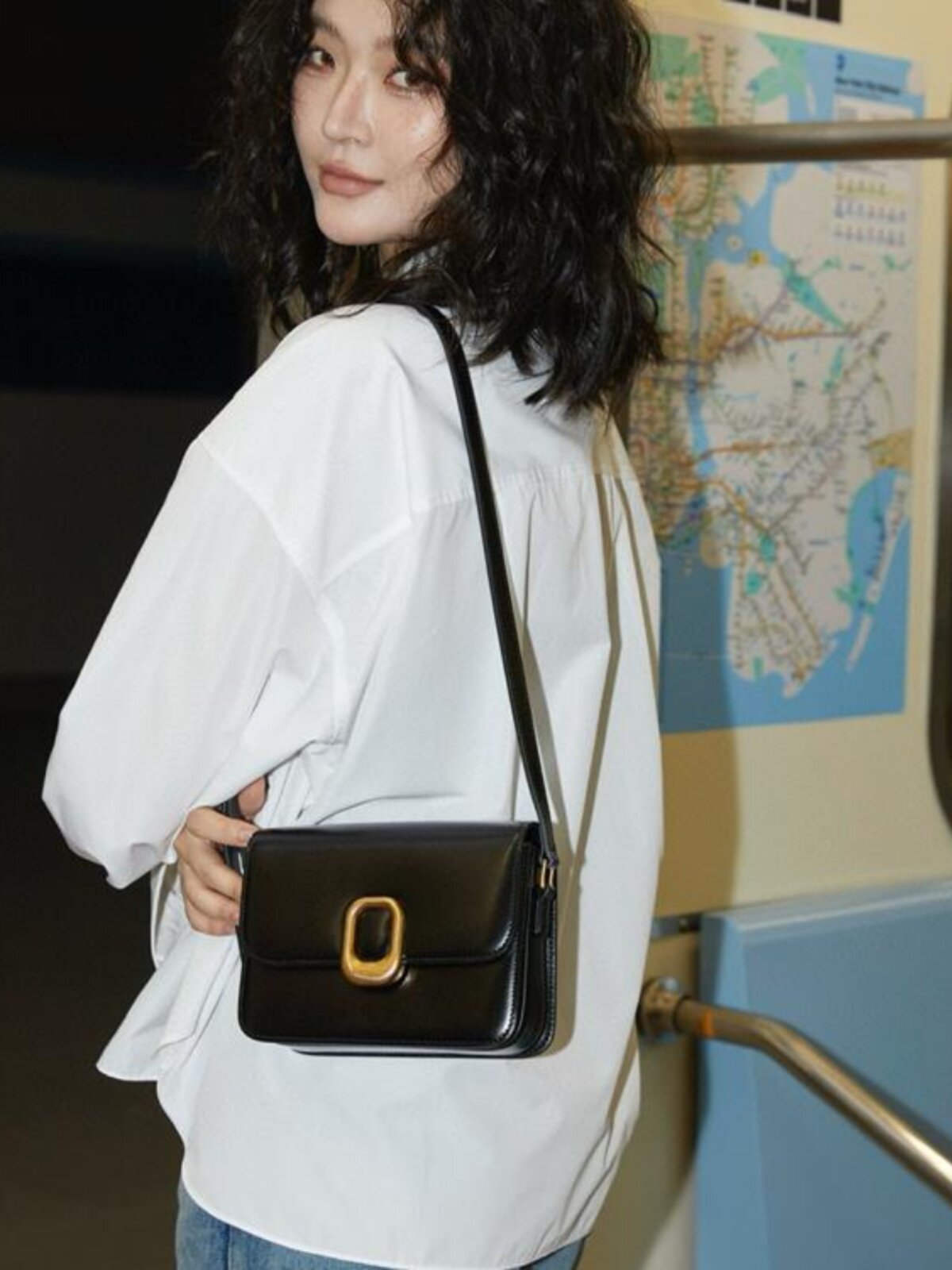 Ouchangdian 2026 Spring/Summer New Style Stewardess Bag Tofu Bag Textured Genuine Leather Women's Bag Small Square Bag Single Shoulder Crossbody Versatile