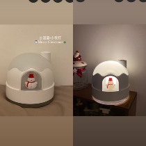 Christmas gift snowman snow house girl heart humidifier atmosphere sense night light winter moisturizer sprayer