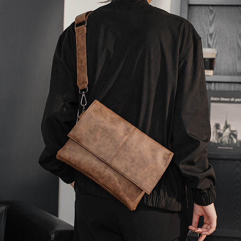 Multi-pocket single shoulder bag slanted satchel bag Bag Bag Korean version Men's bag Small Shoulder Bag Tide Casual Little Satchel Bag