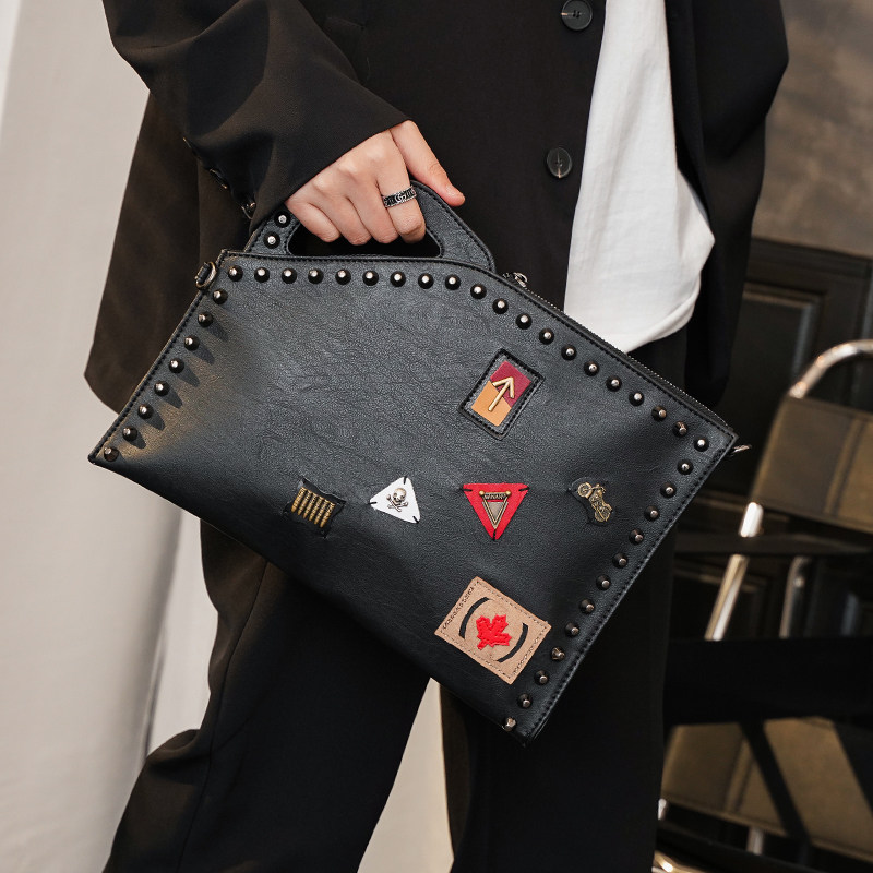 Tide Bag Han Edition Street Tide Men's Hands With Bag Rivets Printed Patterns Hand Grip Bag Trend Street Casual Single Shoulder Bag Tide