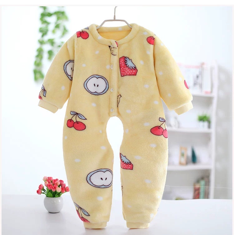 Mùa thu và mùa đông em bé flannel jumpsuit 0-1 nữ bé 3 nam 2 dịch vụ tại nhà dày