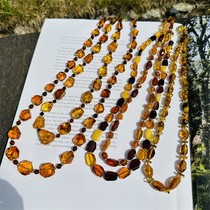 Everyday versatile small chain European natural amber beeswax necklace morning and evening joy of flower amber and gold amber plant amber GEM ME