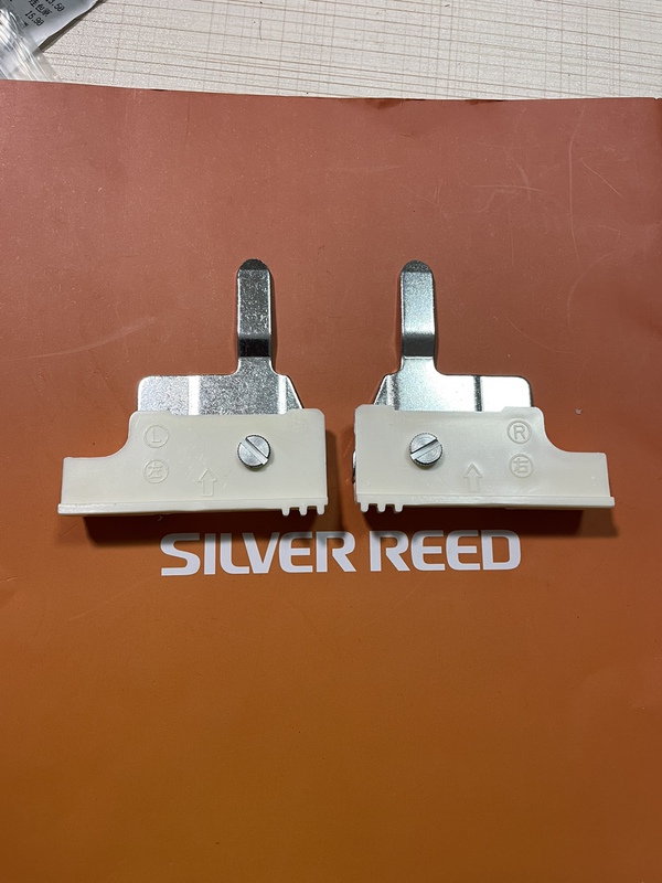 Silver Flute Brand Knitting Machine Srp60N Auxiliary Blade Assembly Left and Right
