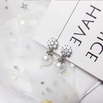 Hong Kong (designer) RVY 2021 new earrings pearl earrings female flowers Joker temperament new fashion