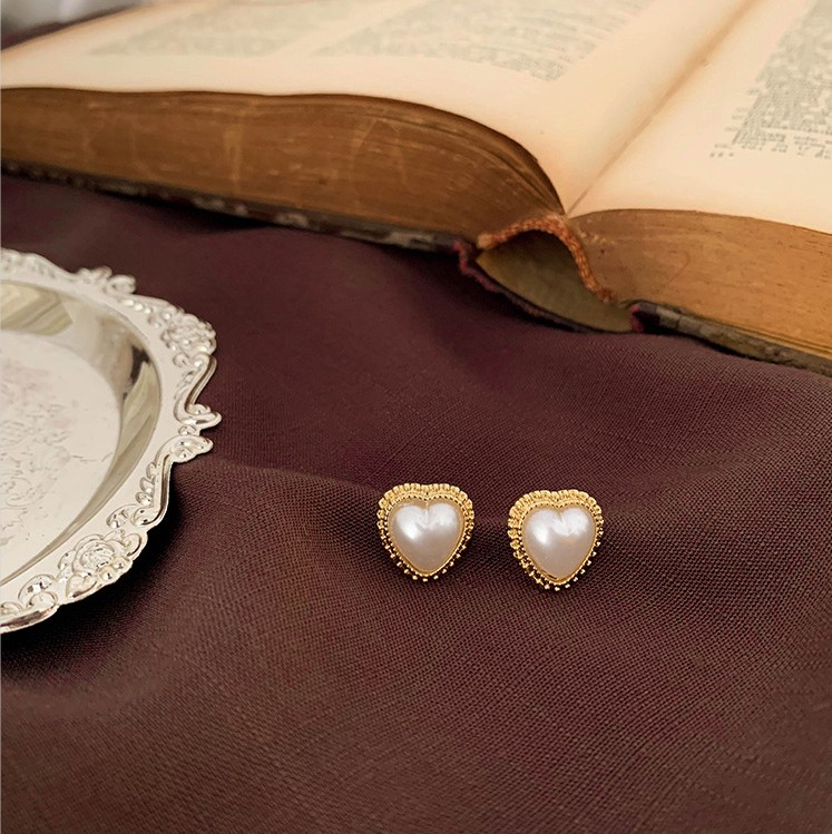 Hong Kong (designer) RVY new earrings pearl fashion senior long earrings Ear Pendant female-Taobao