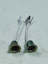 High temperature resistant single-claw lamp head of motorcycle electric car headlight is not afraid to burn high temperature